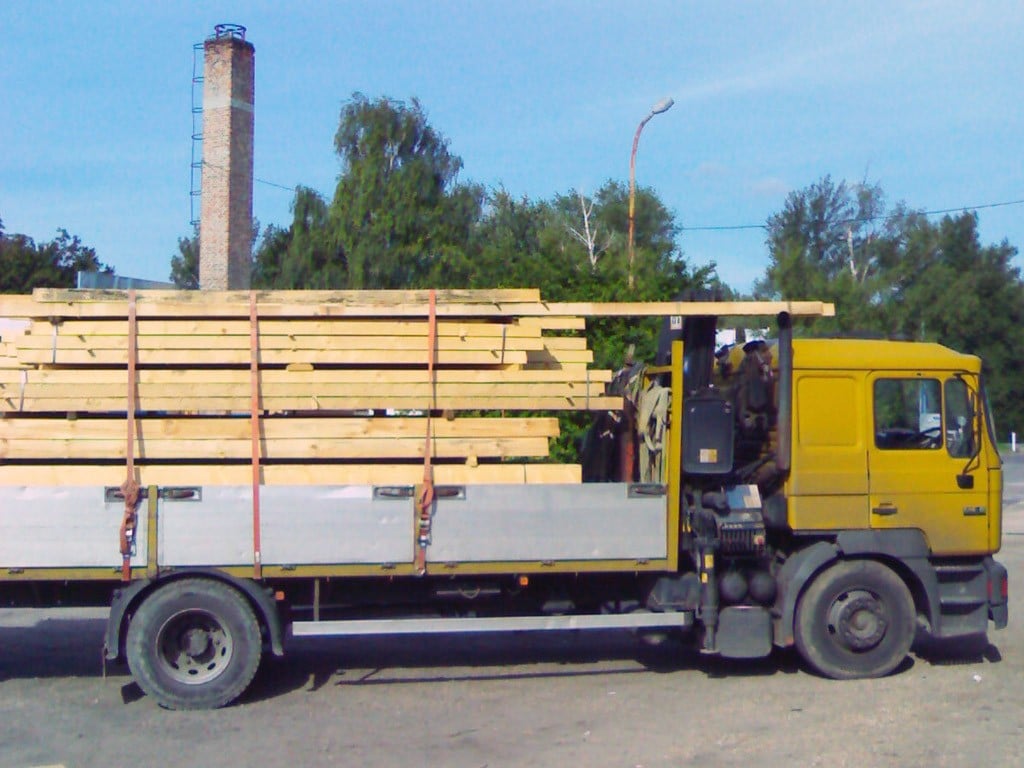 teherszállítás, teherszallitas, építőanyag szállítás, epitoanyag szallitas, önrakodó autóval, onrakodo autoval